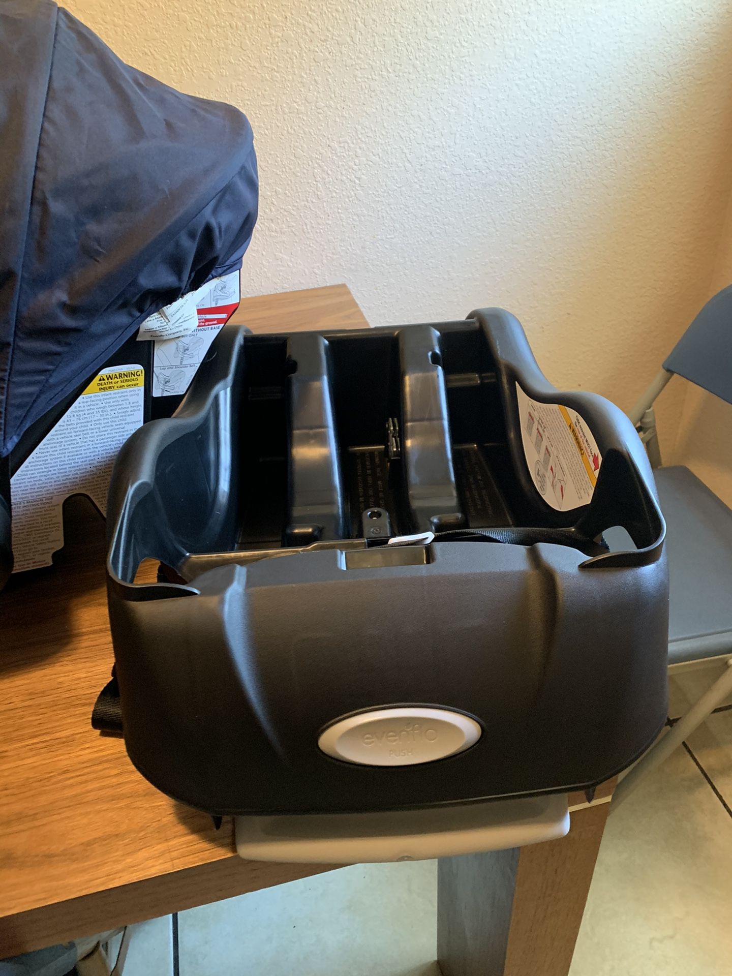 Evenflo Embrace Infant Car Seat