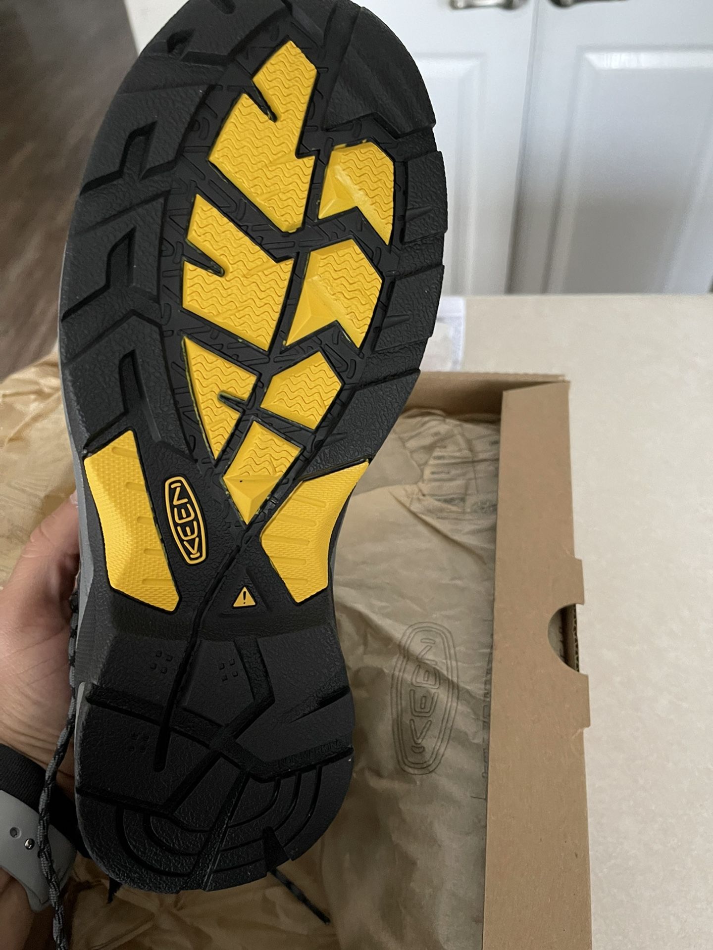 Boots (keen)