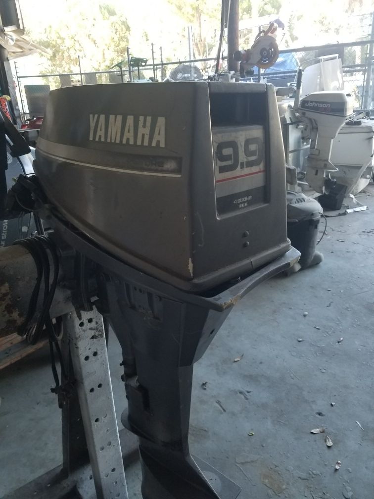 Yamaha 9.9 four stroke and a Johnson 9.9 two stroke for Sale in Holiday