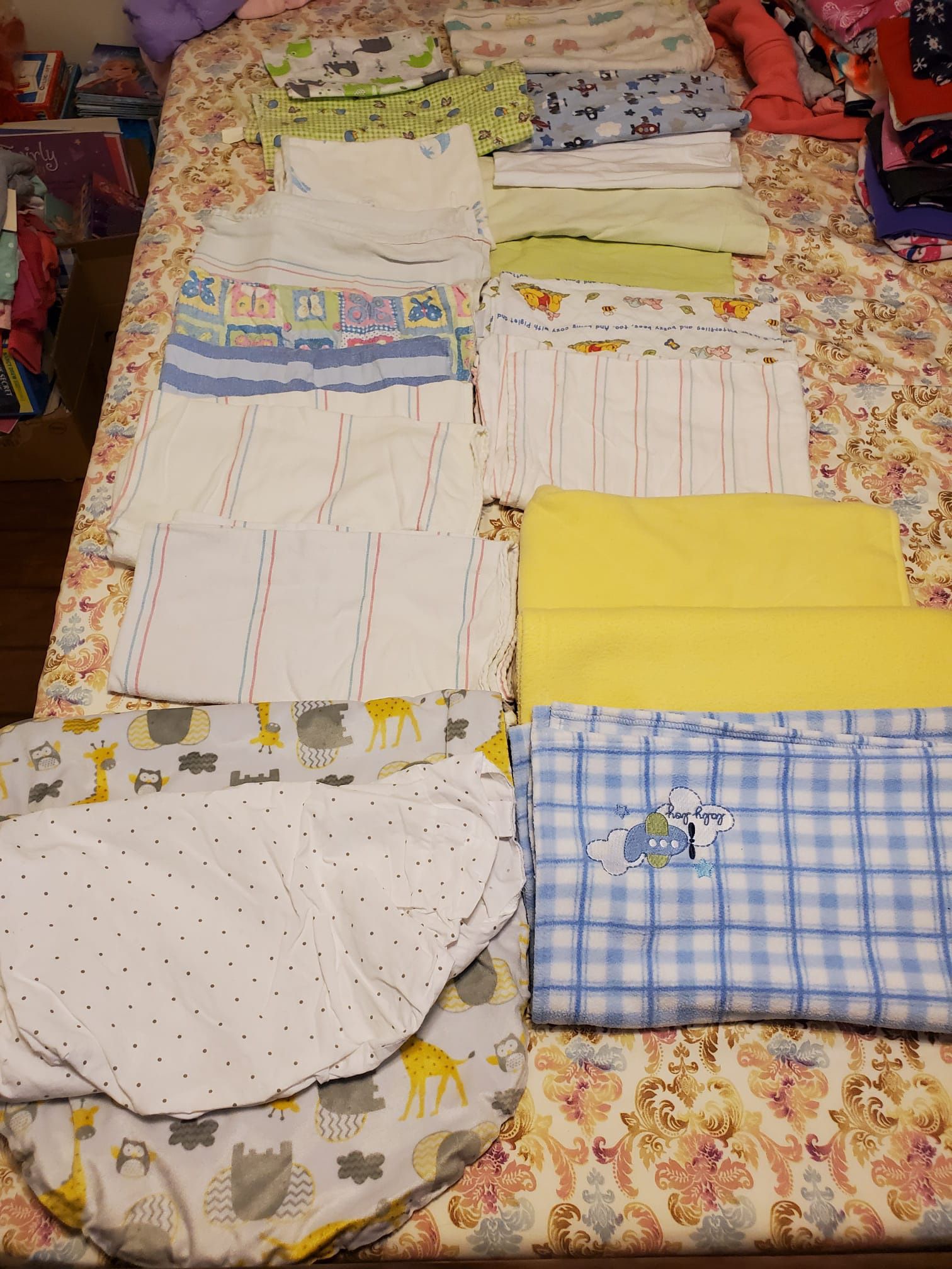 Baby Girl Gift Lot, Newborn To 6 Months Clothes, Baby Blankets, Crib Sheet, 