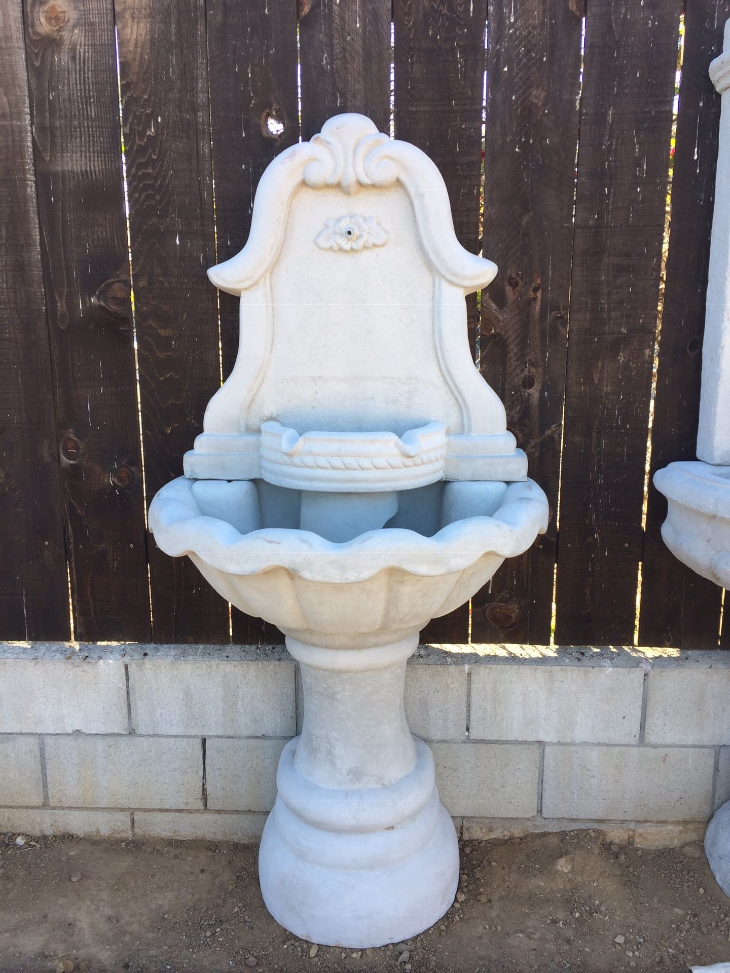 Fountains, statues, garden art