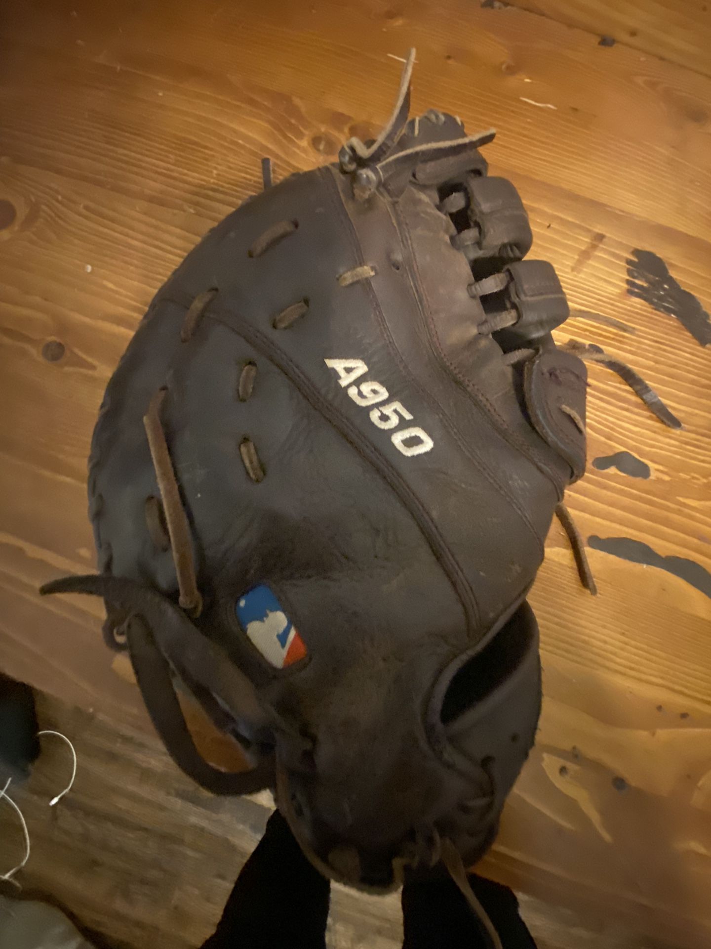 Wilson A950 First base Glove
