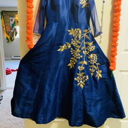 Lady’s Dress For Party Thumbnail