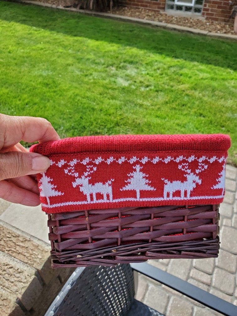 Small Holiday Basket