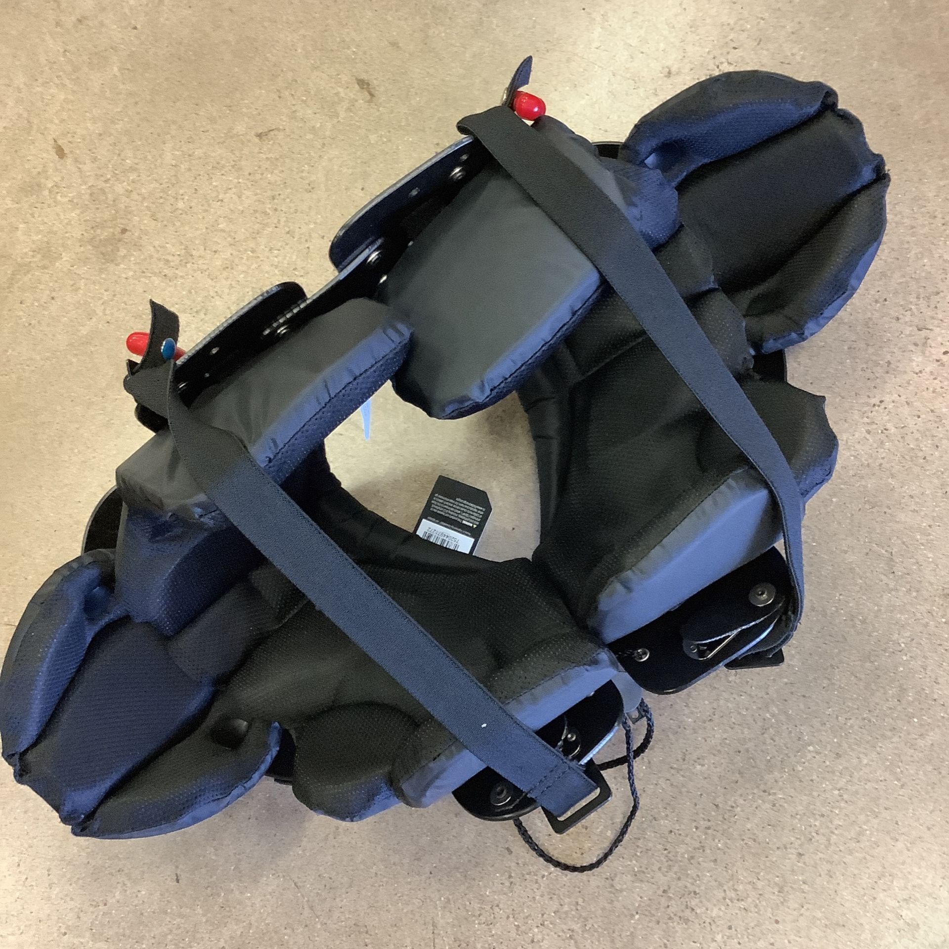 New Champro Gauntlet 1 Youth Football Shoulder Pads Size Youth Medium