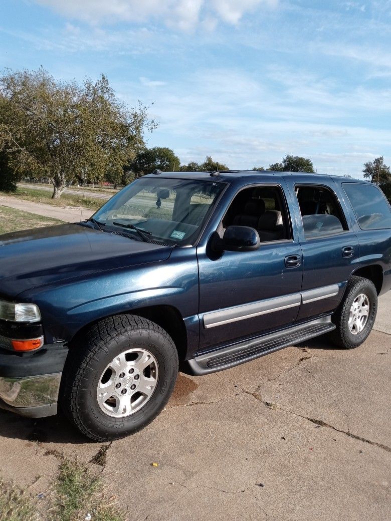 2004 Chevy Tahoe