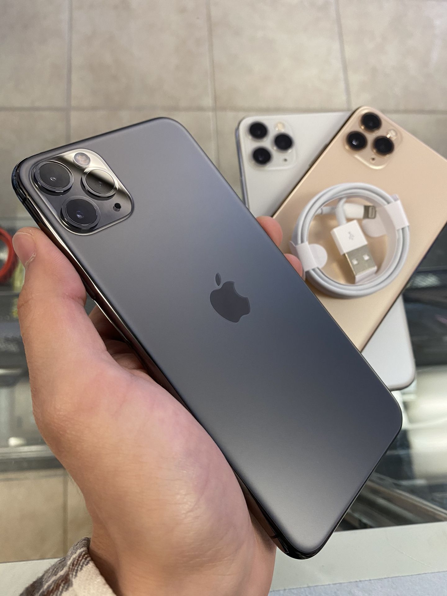 iPhone 11 Pro Max 256gb, UNLOCKED ANY CARRIER, MEXICO / INTERNATIONAL use also 🇲🇽LIBERADO🇲🇽