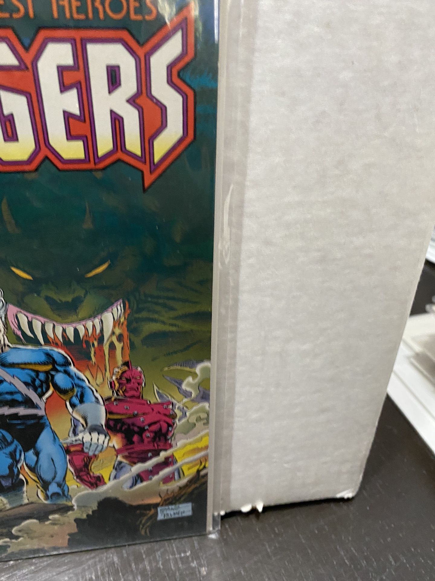 AVENGERS #382 GIANT MAN DOUBLE FEATURE FIRST PRINT MARVEL COMICS (1994) VF-