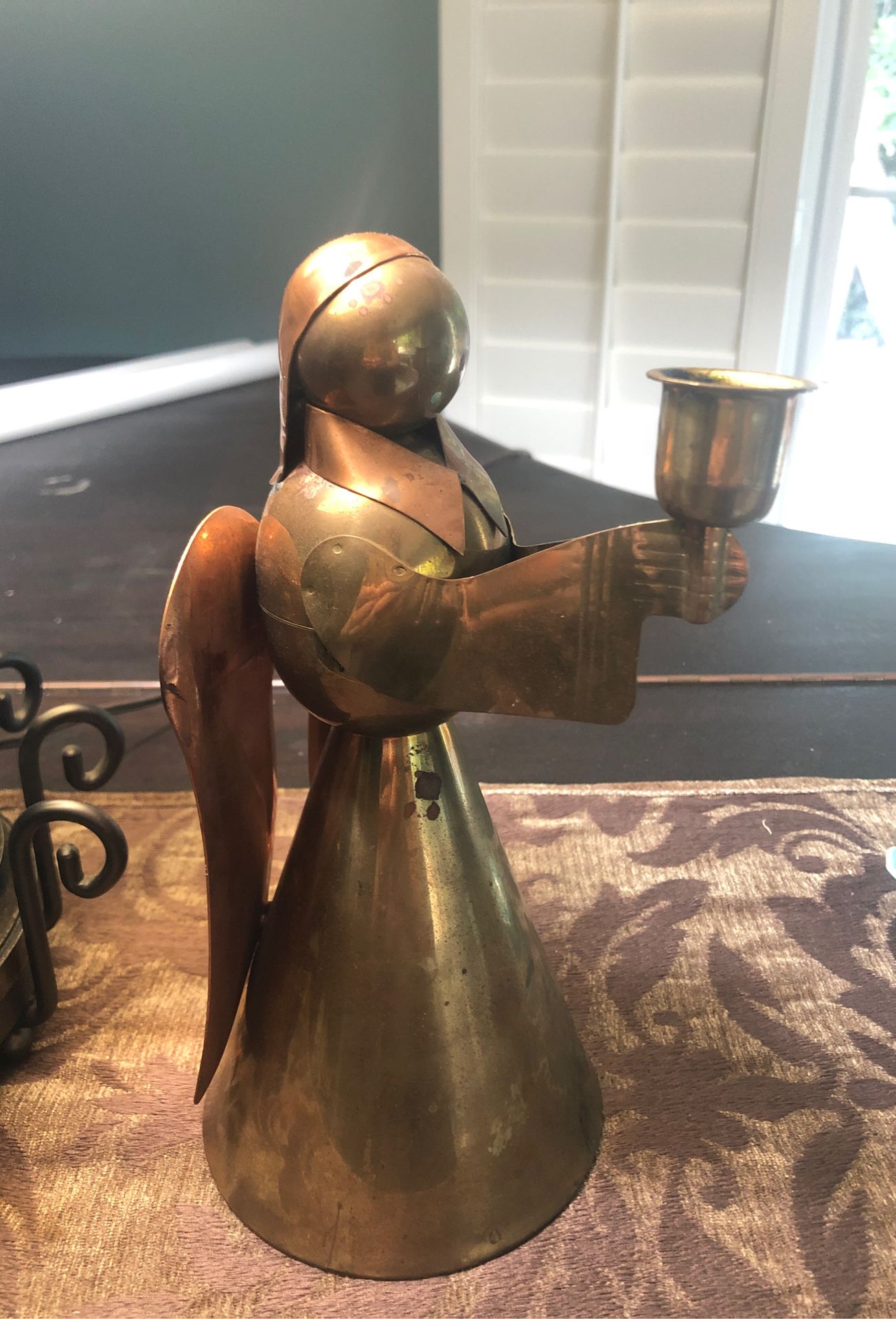 Candle holder