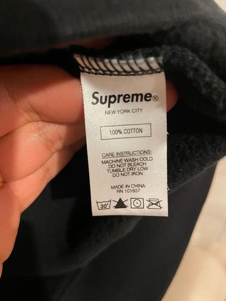SUPREME SS 2021 HOODIE BLACK*