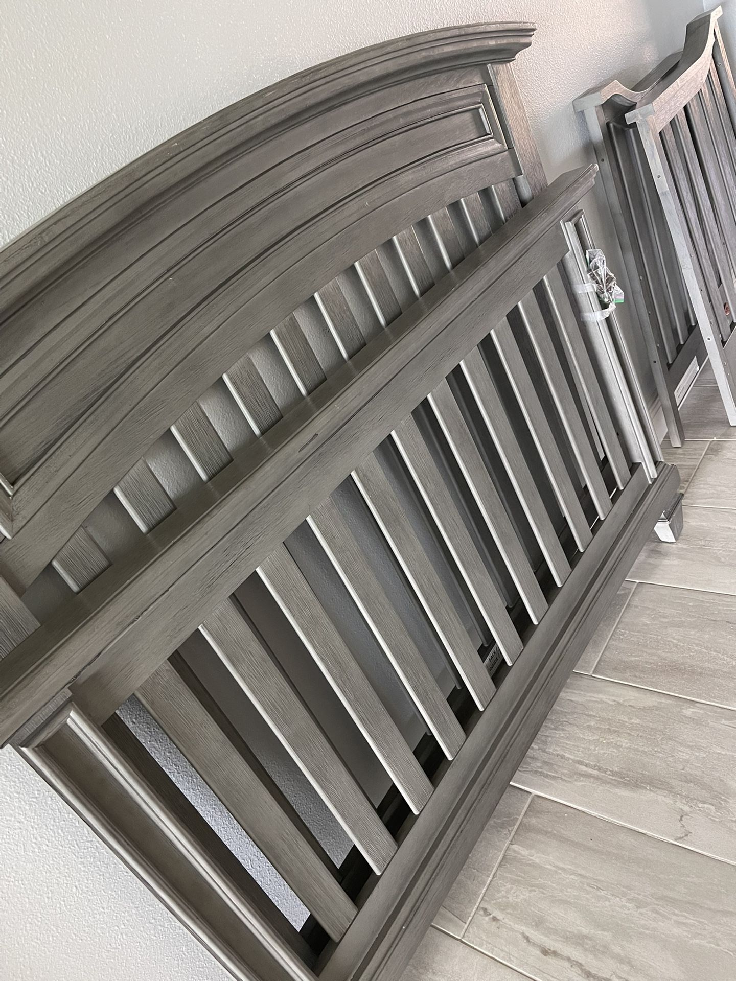 Baby Crib With Mattress