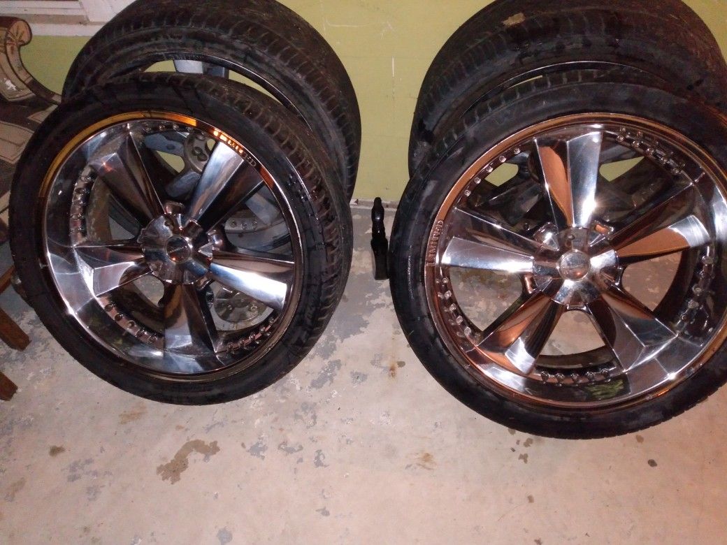 24-in Rims