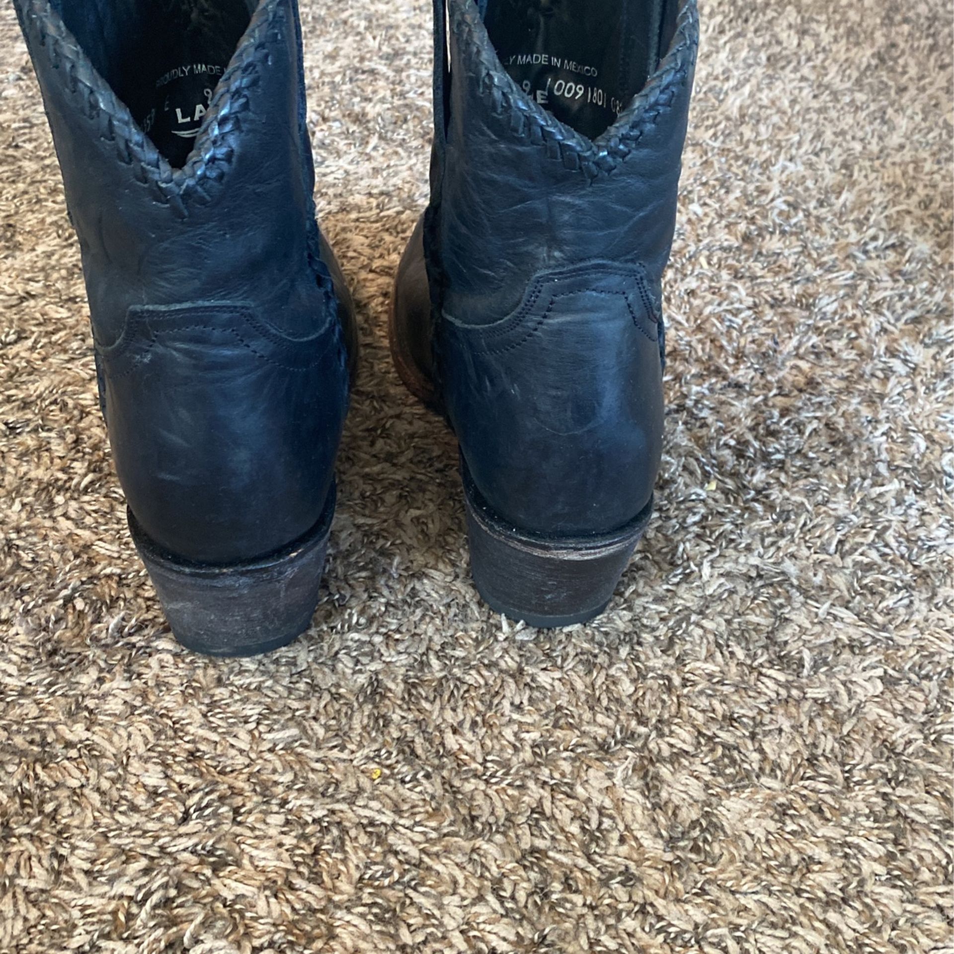Lane Short Cowboy Boots