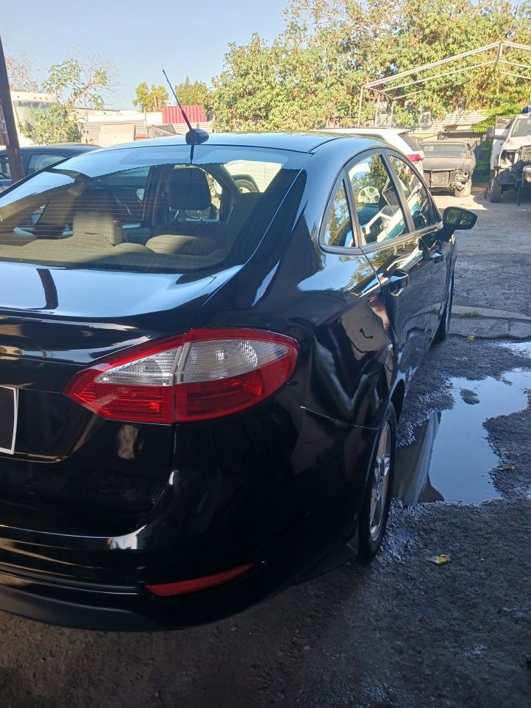 2017 Ford Fiesta