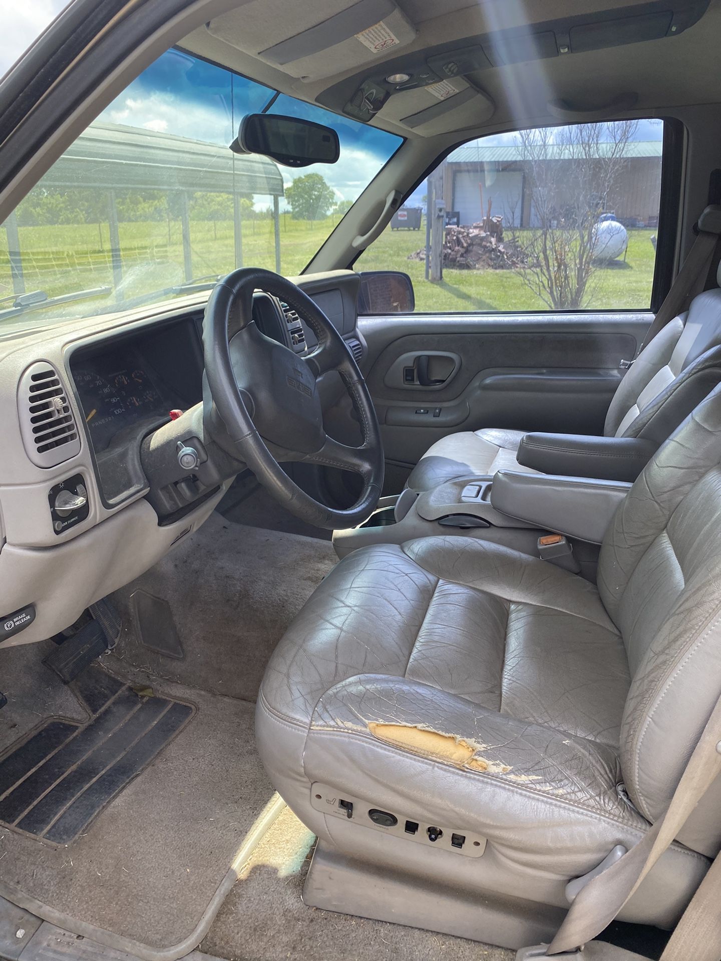 1999 GMC Suburban