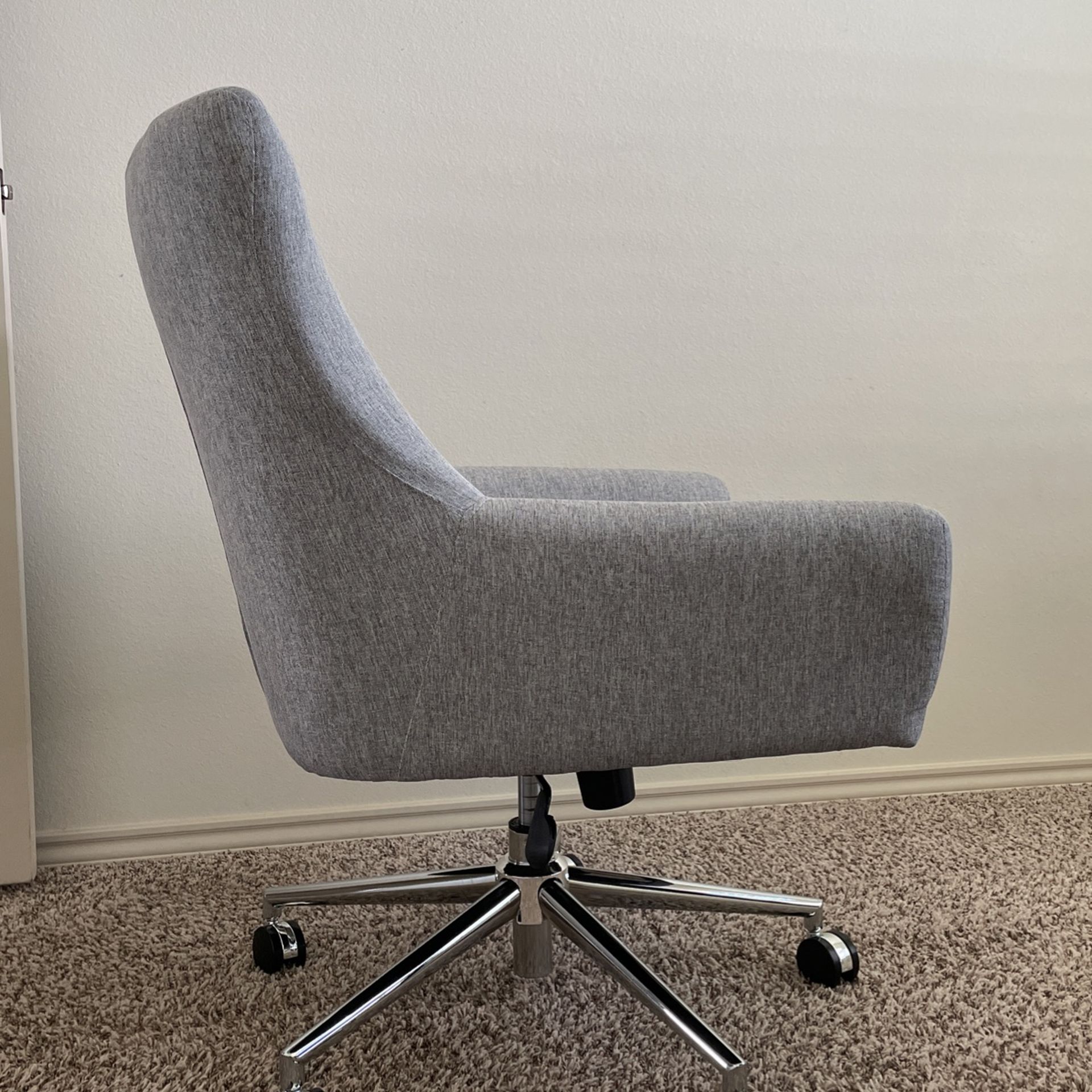 Almost New Office Chair