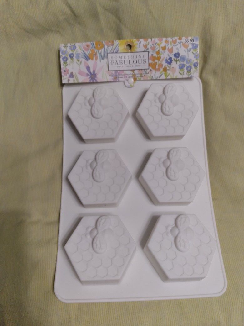 Arts & Crafts (New)