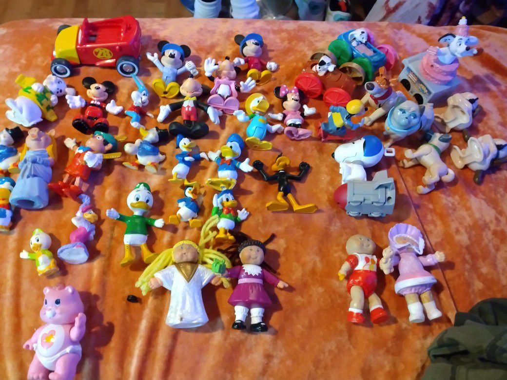 Disney And Loony Toons, Cabbage Patch,Miss Piggy And More
