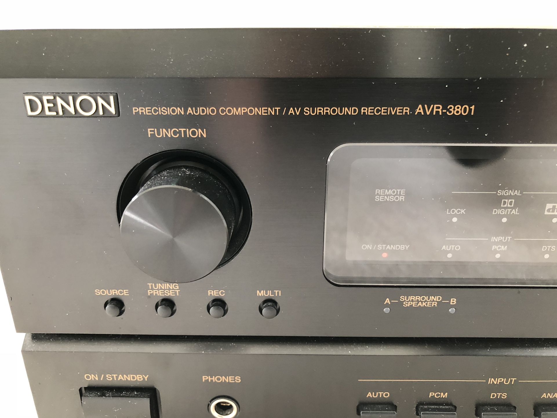 Denon avr-3801 stereo receiver 140 Watts