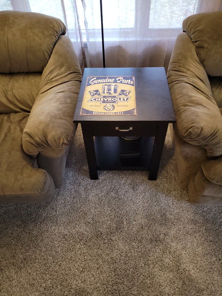 Chevy End Tables 