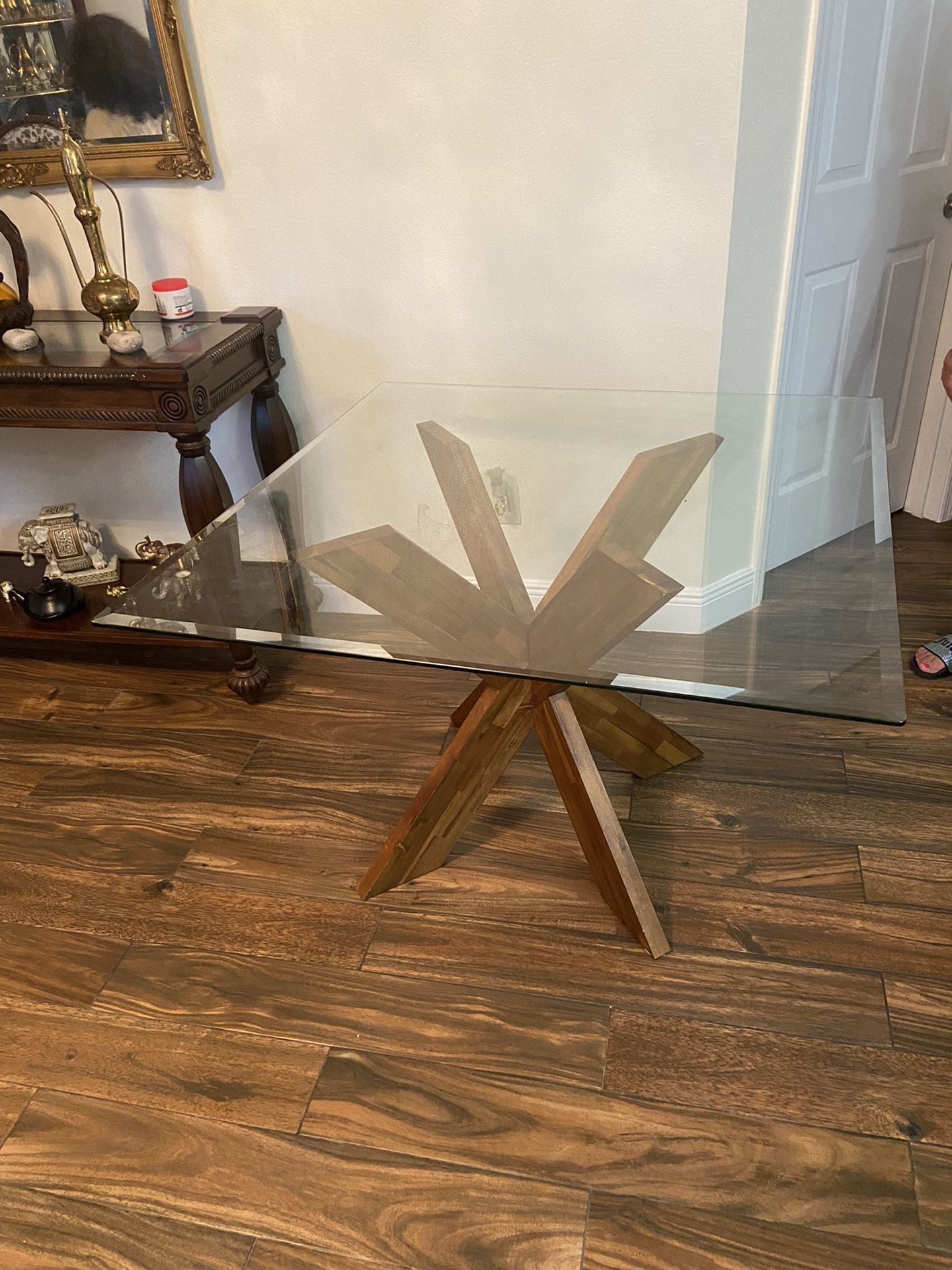 Dining Table With 4 Chairs- READ POST BEFORE RESPONDING