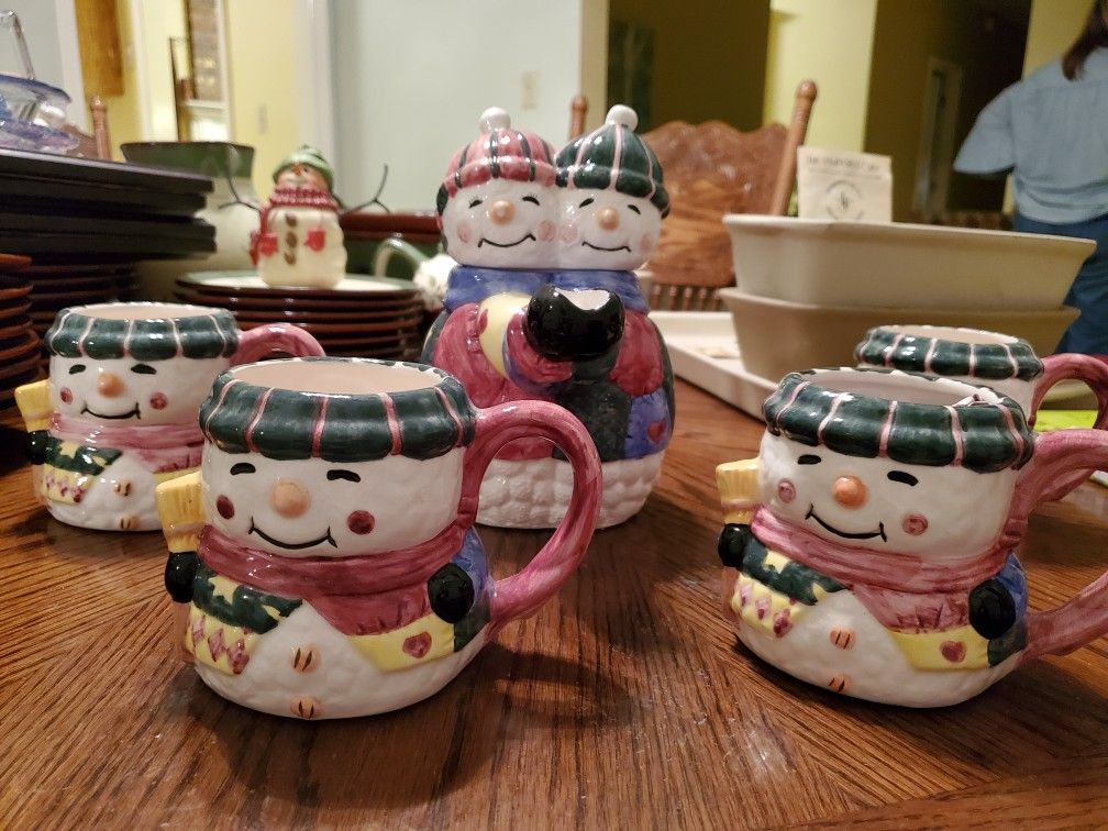 Snowmen tea pot set