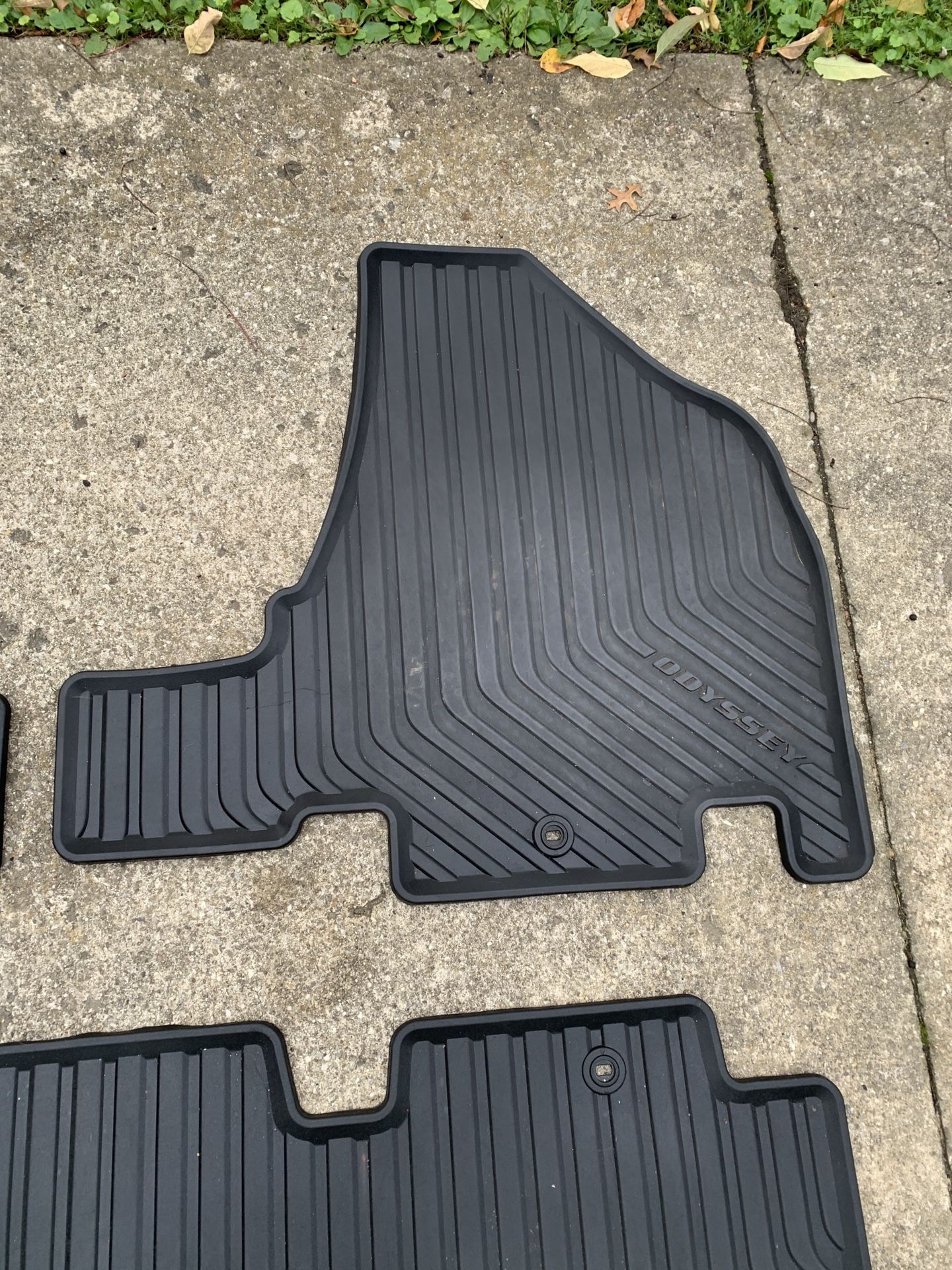 Honda Odyssey All Season Floor Mats (2011 - 2017)