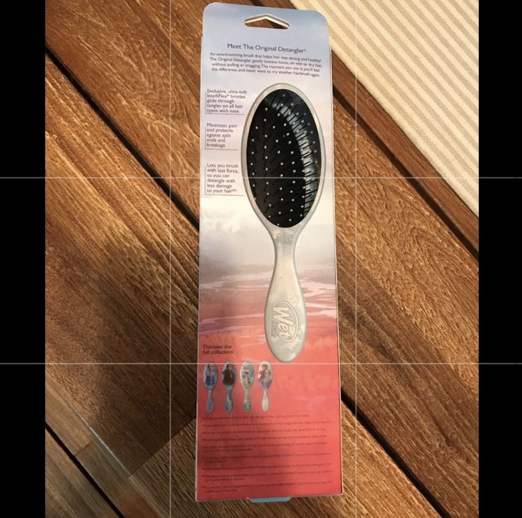 ❄️Frozen Disney Elsa & Ana Hair Brush❄️