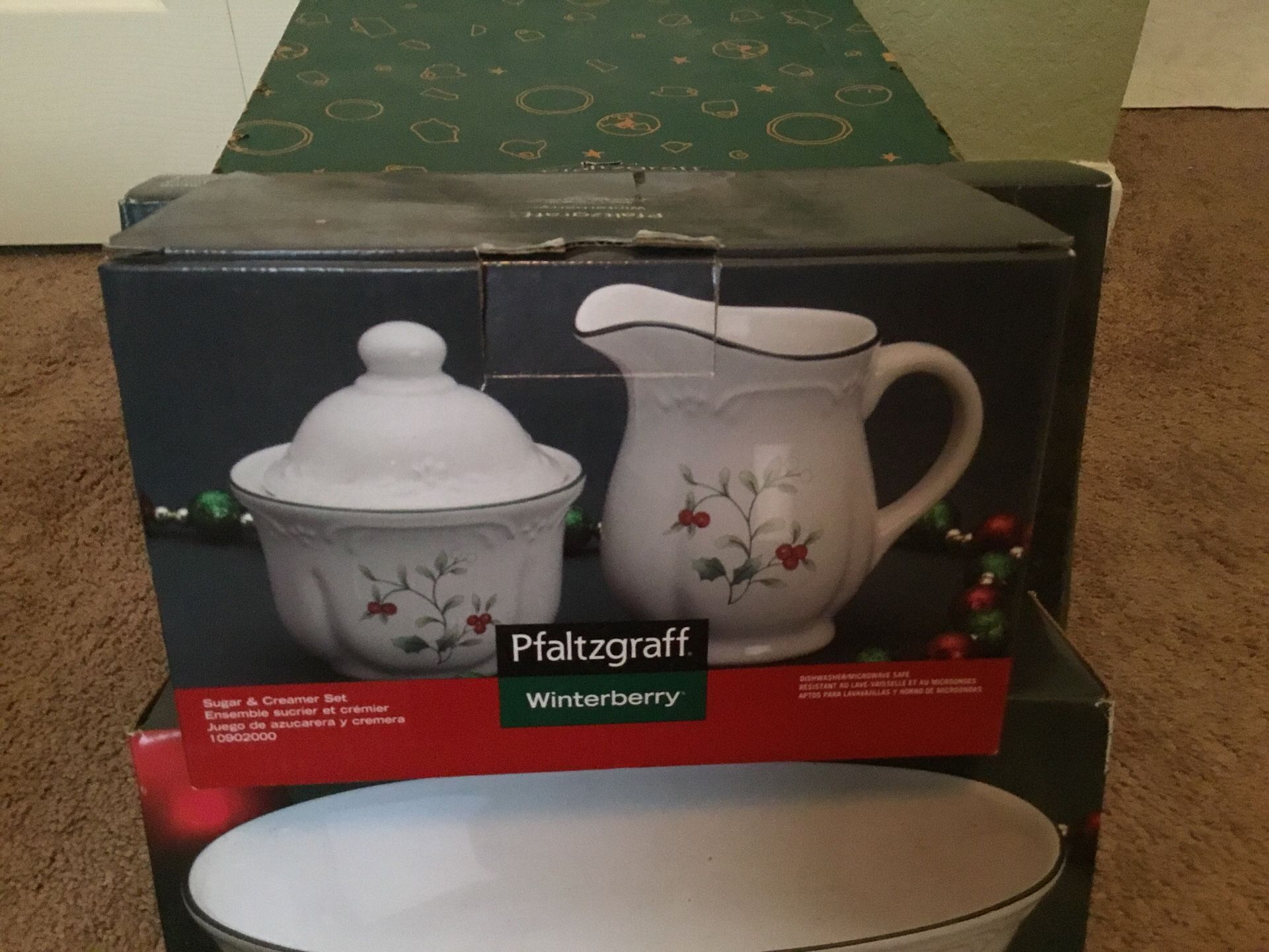 Winterberry Christmas set