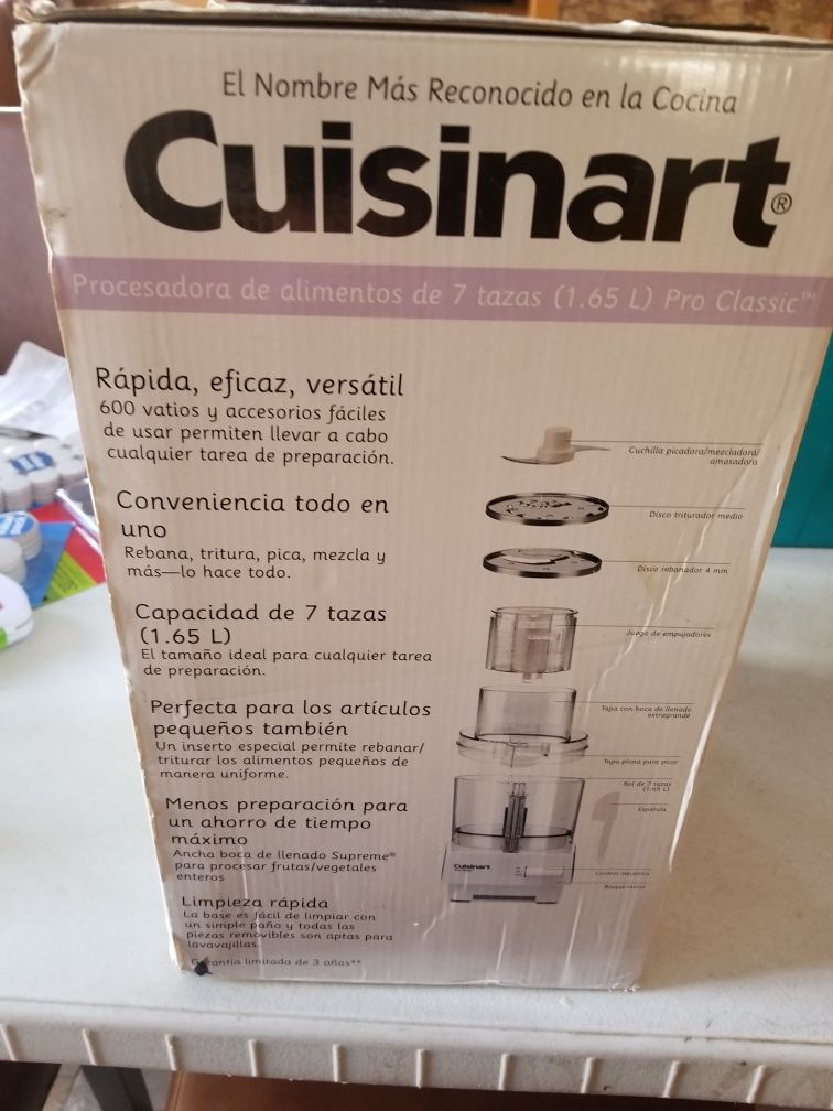 Cuisinart 7 cup food processor - New