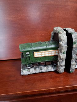 Model of Antique Train Bookends  Thumbnail
