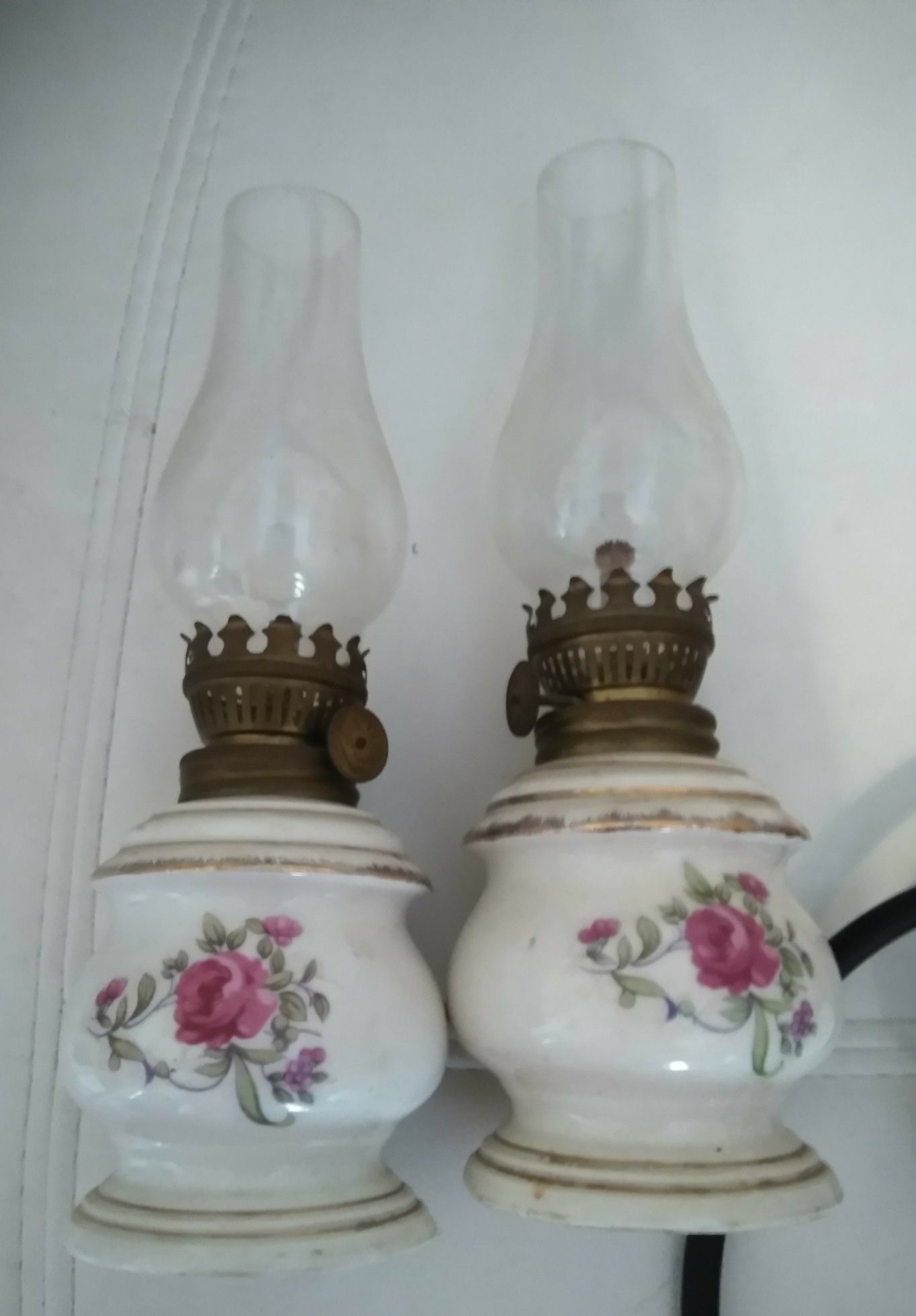 2 vintage hurricane lamps