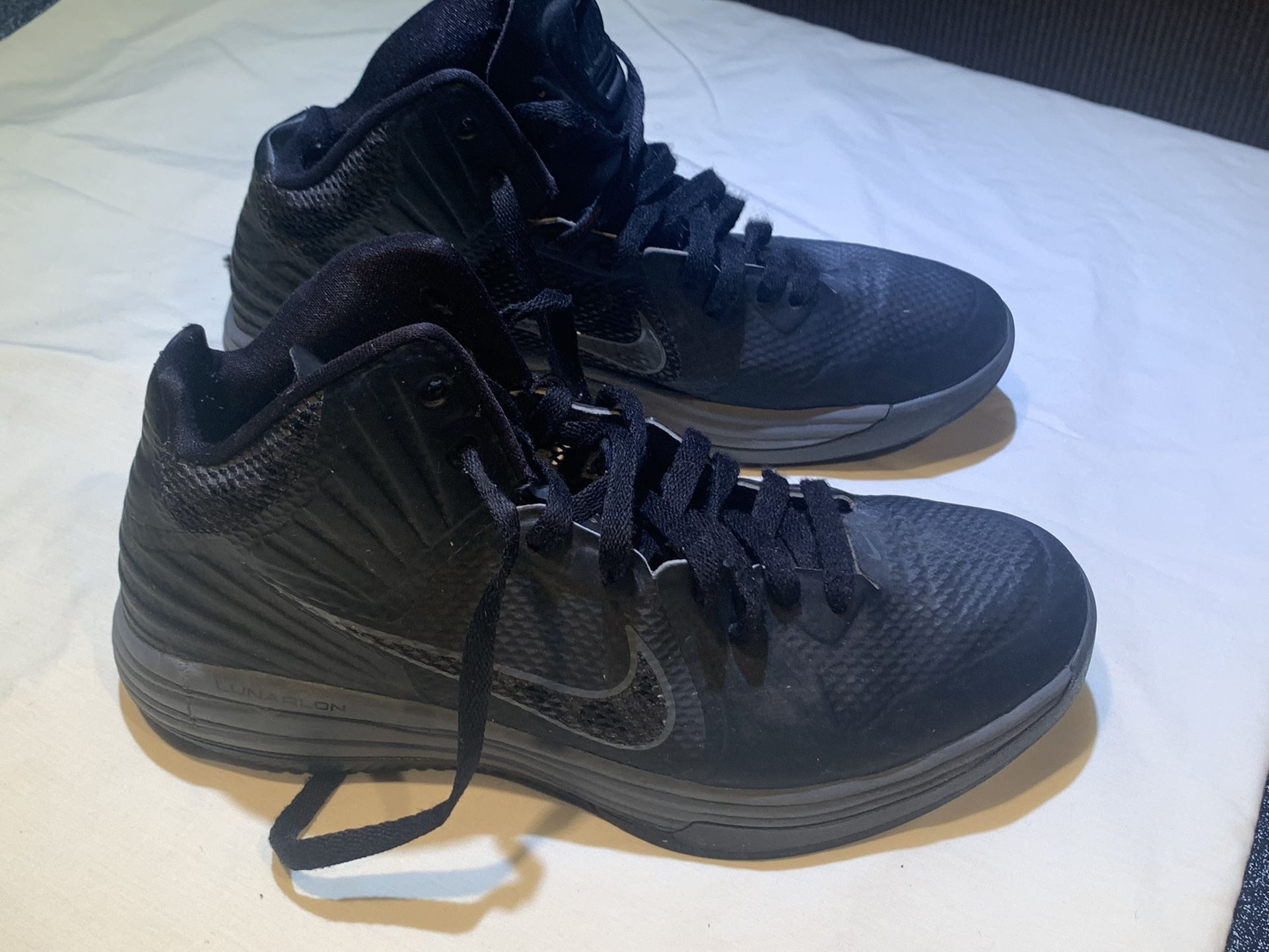 Nike Lunarlon Basketball 🏀 Shoe