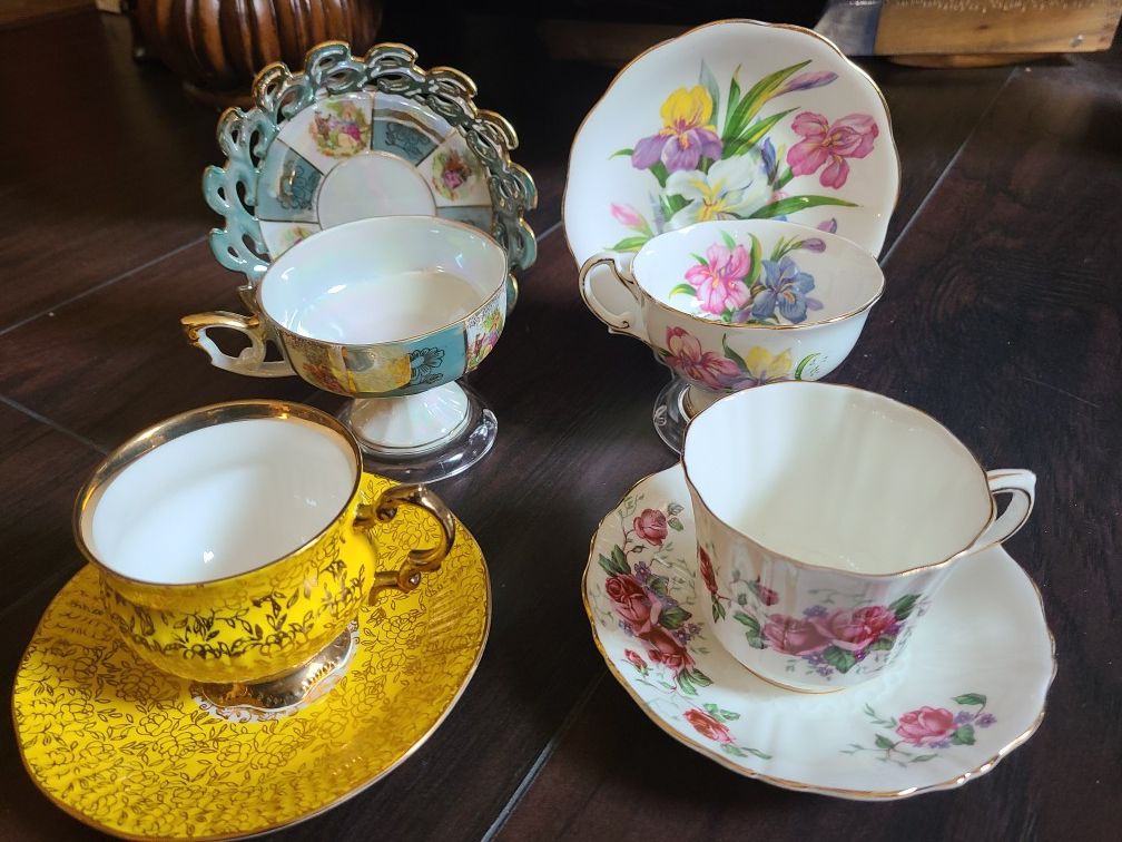 Tea cups