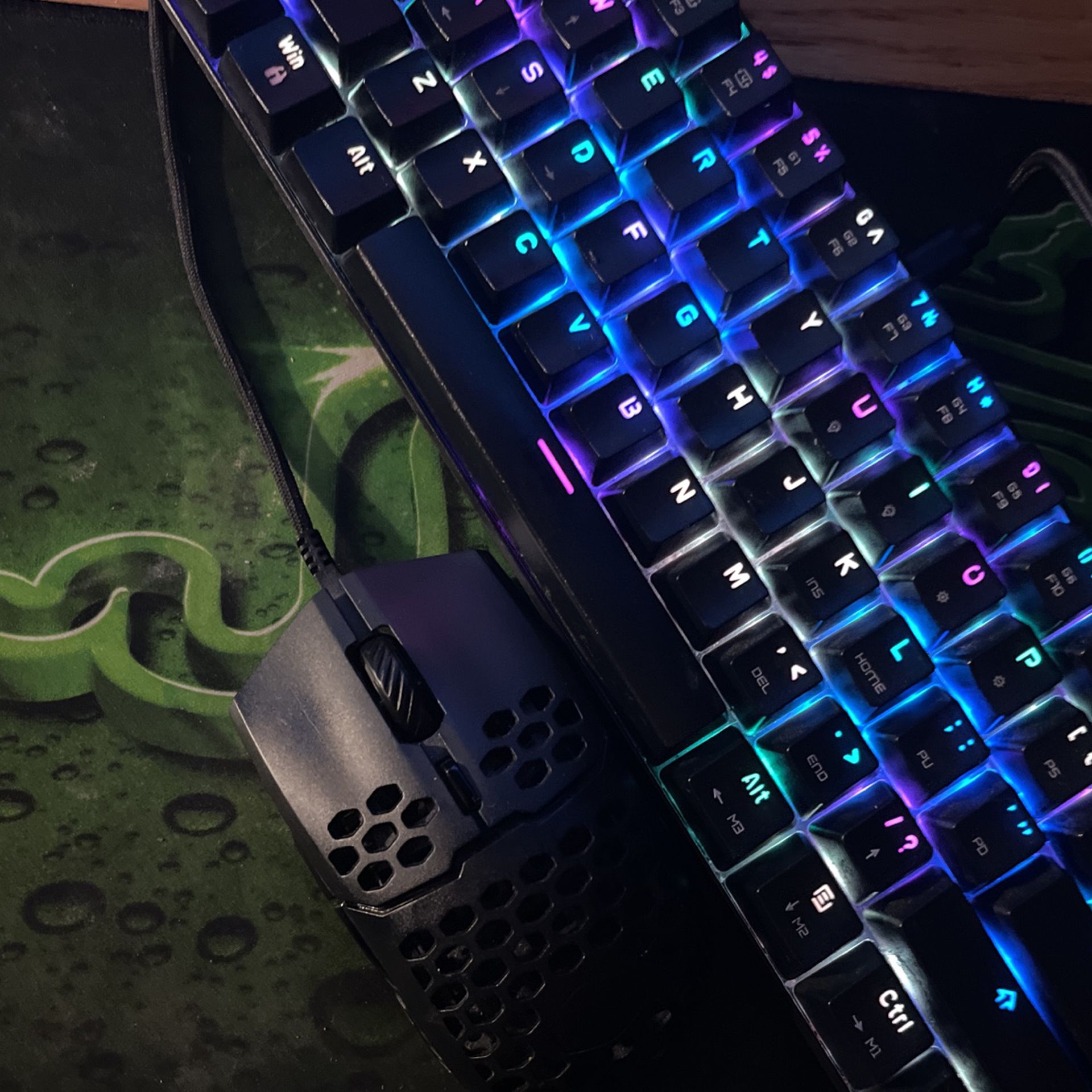Cooler Master Mouse And Ck61  Keyboard,