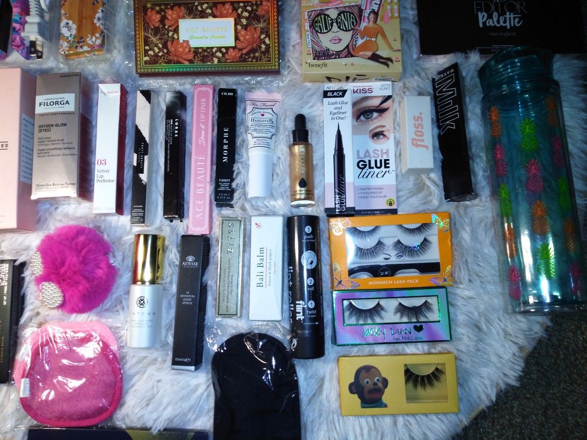 Huge High-end Makeup Bundle 💄👄