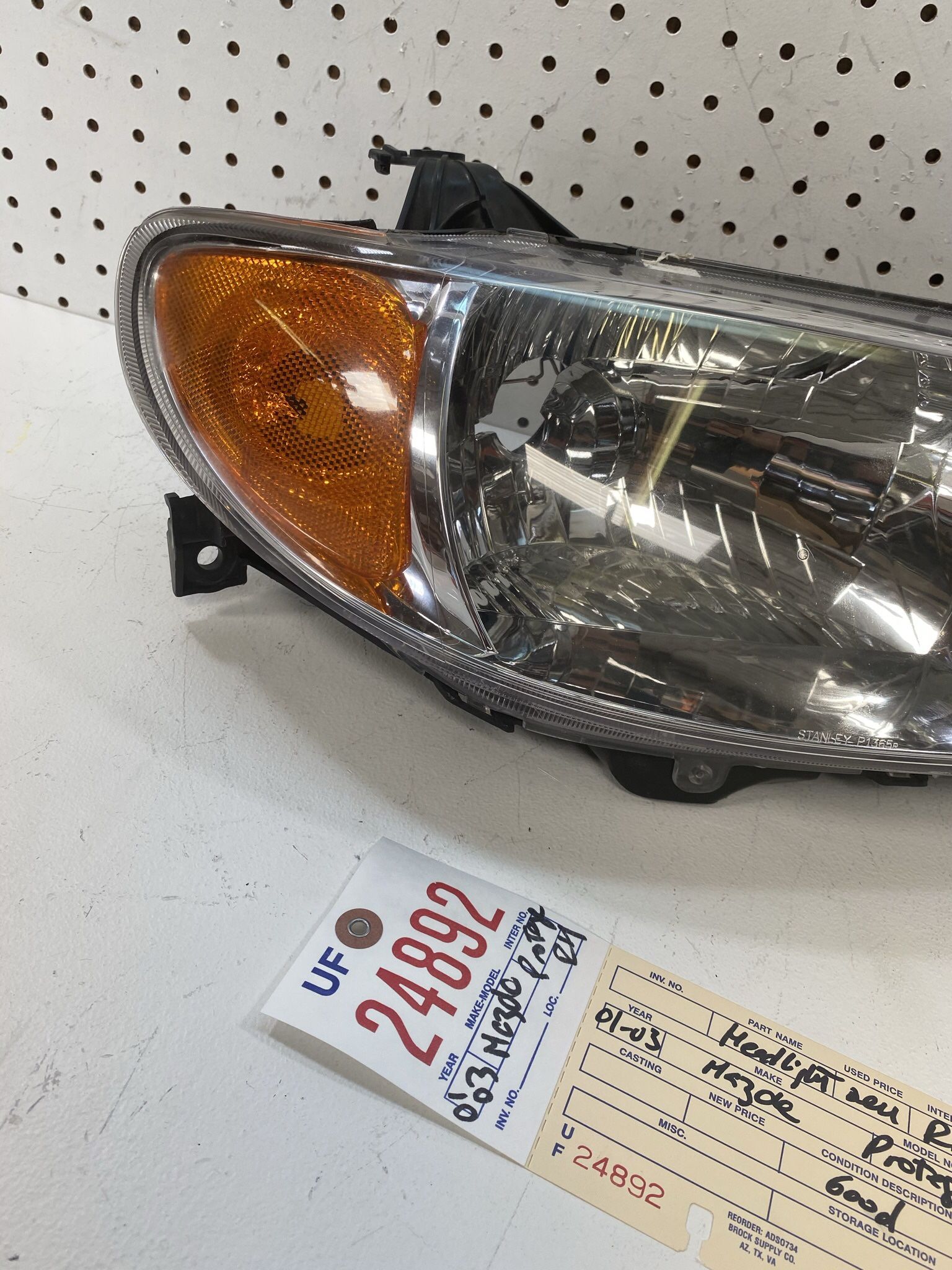 2001 2002 2003 MAZDA PROTEGE RIGHT SIDE HEADLIHT OEM