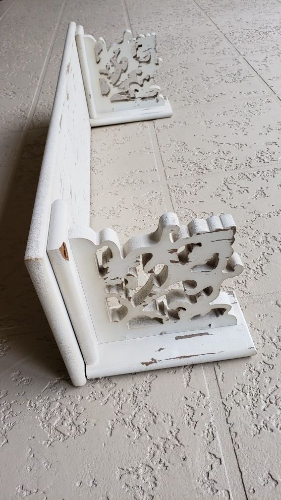 Wall shelf