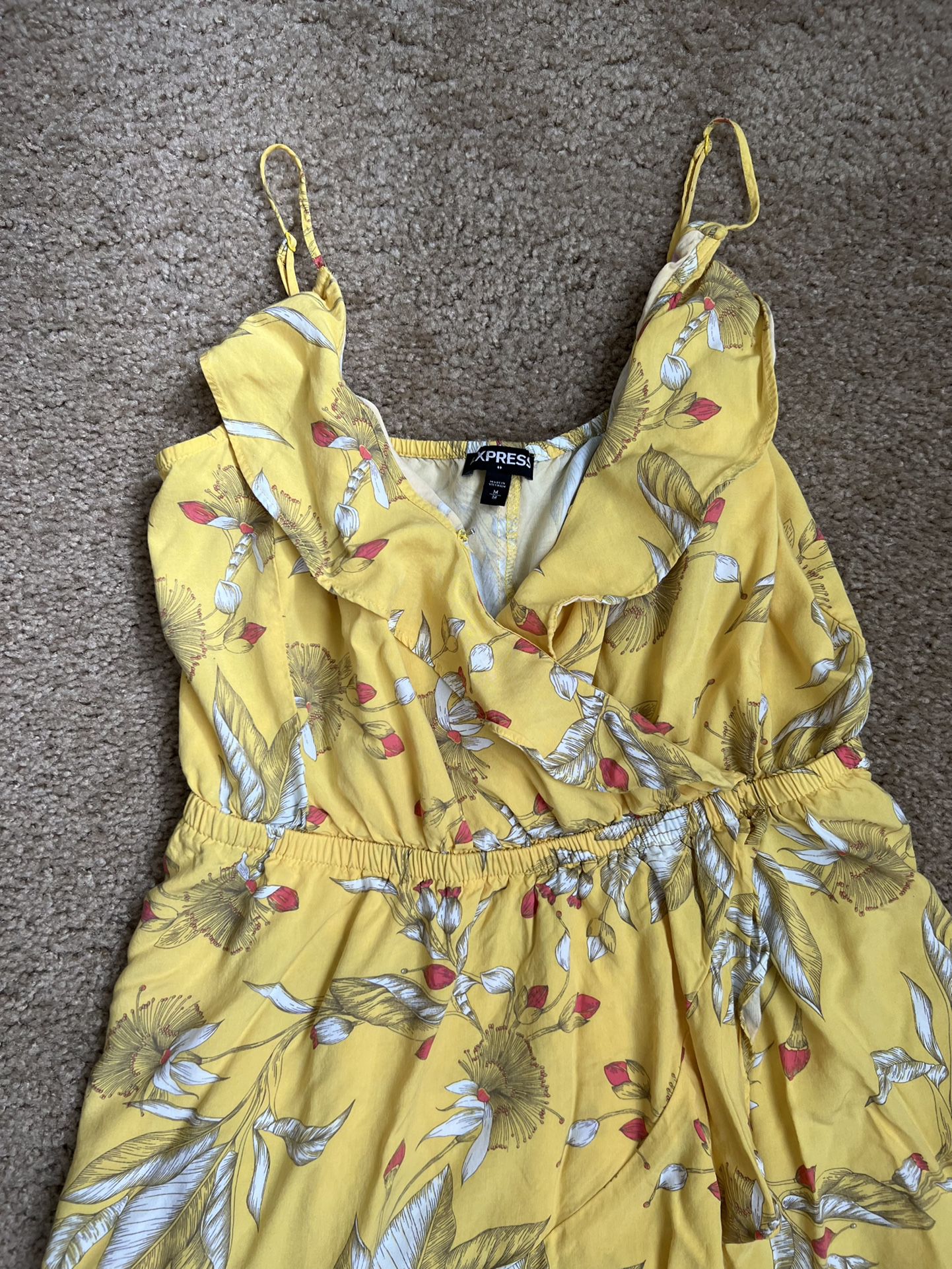 Express Women’s Sundress Yellow Floral Dress Size Medium 