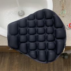Motorcycle Seat Cover  Thumbnail