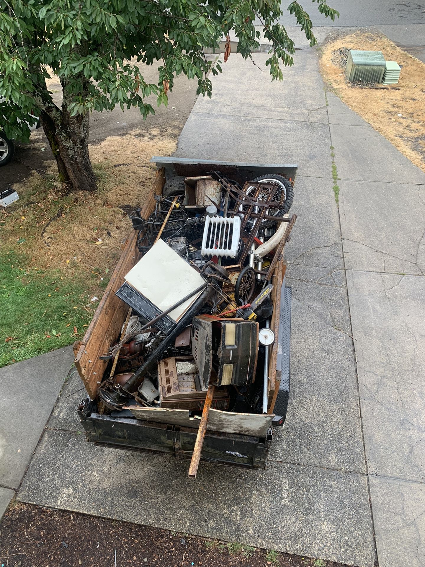 I Pick Up Scrap Metal