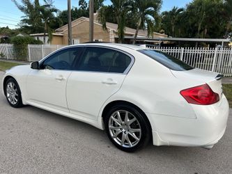 Infiniti G37s 2011