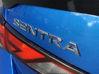2020 Nissan Sentra Thumbnail