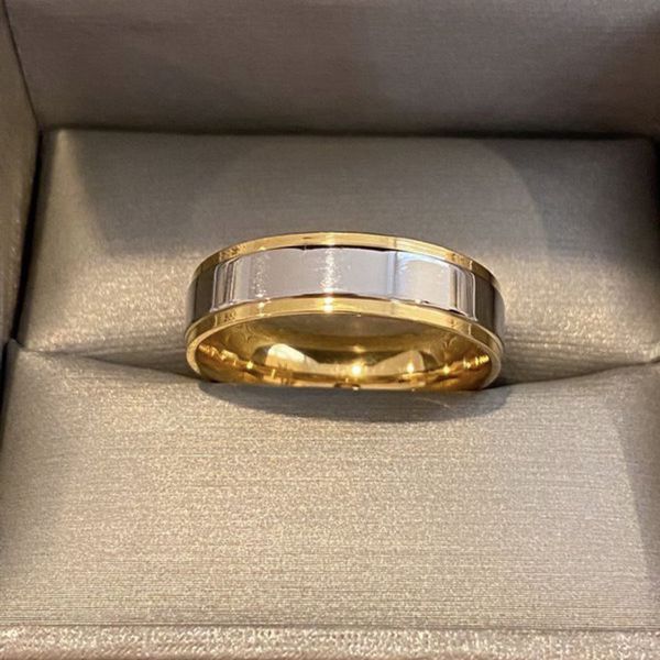 Unisex 18K Gold plated engagement Ring—code Stripe3001
