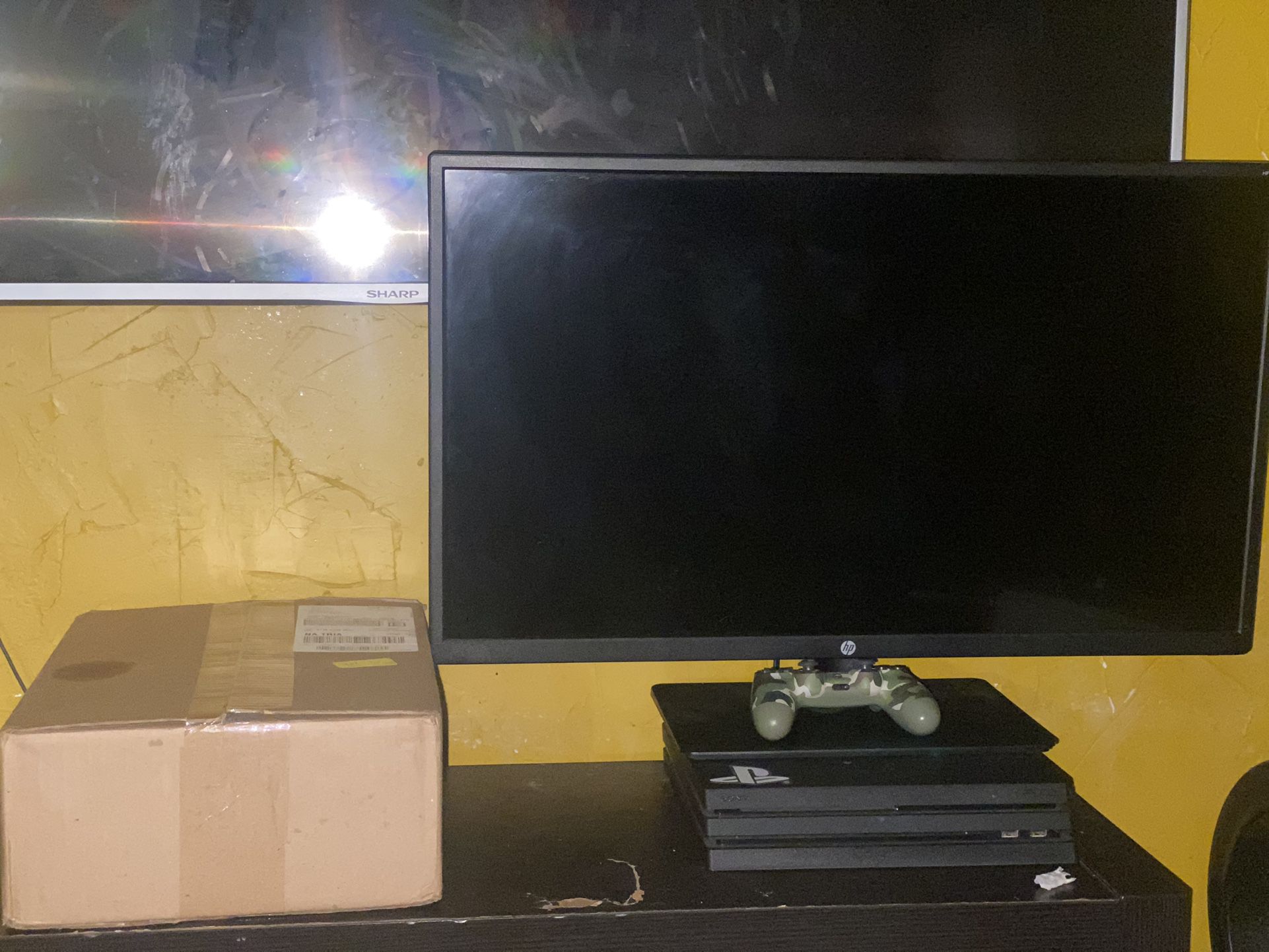 XBOX SERIES S, PS4 PRO, and GAMING MONITOR