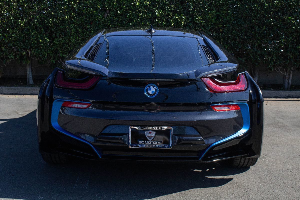 2019 BMW i8