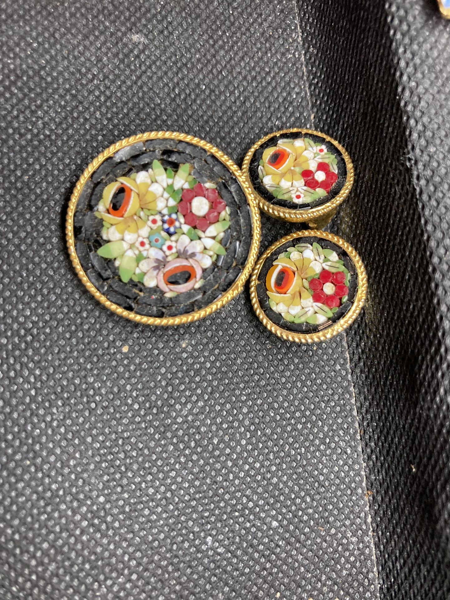 Antique Italian & Venetian -Floral Brooch Pin; Micro Mosaic Design 🤍 Sold As A Set Or Individual