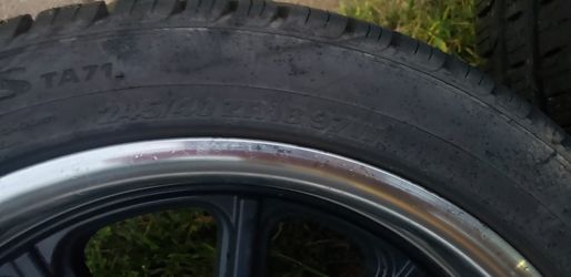Tires With Lots Of Thread/Like New Thumbnail