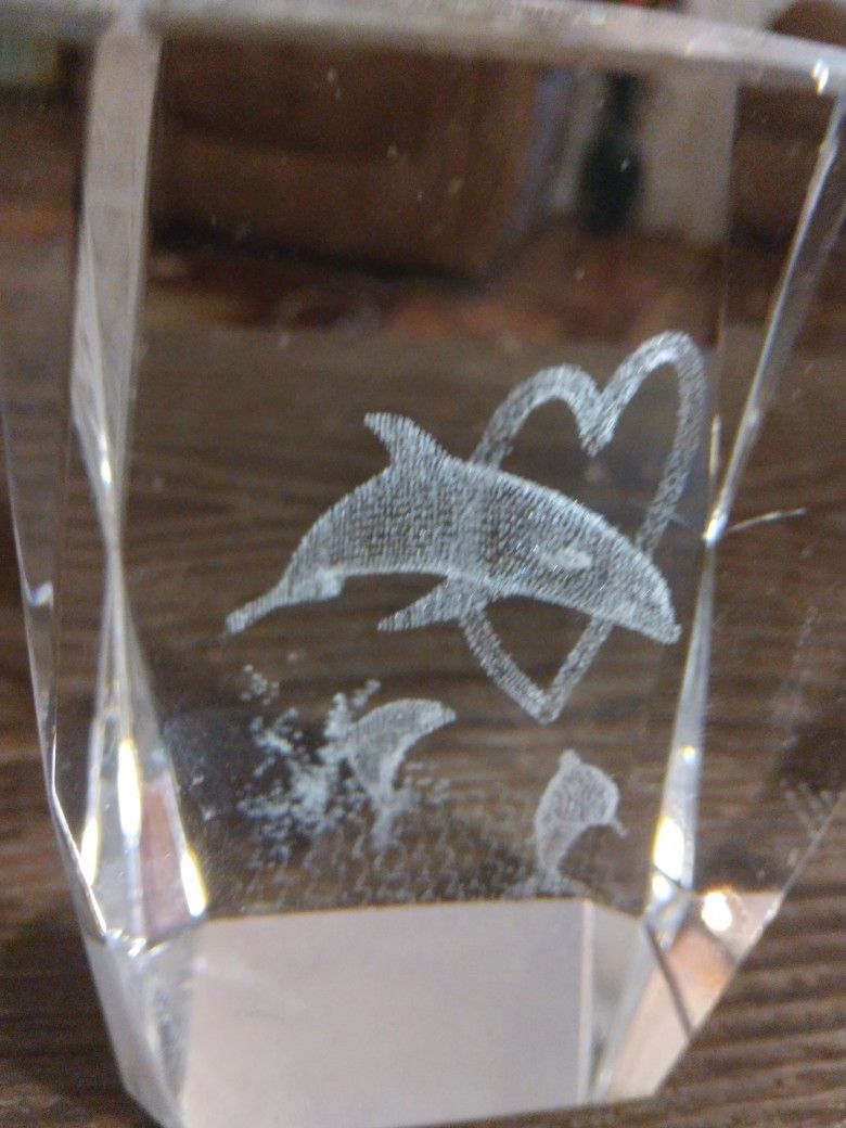 Dolphins 🐬 In Solid Crystal With Heart ❤