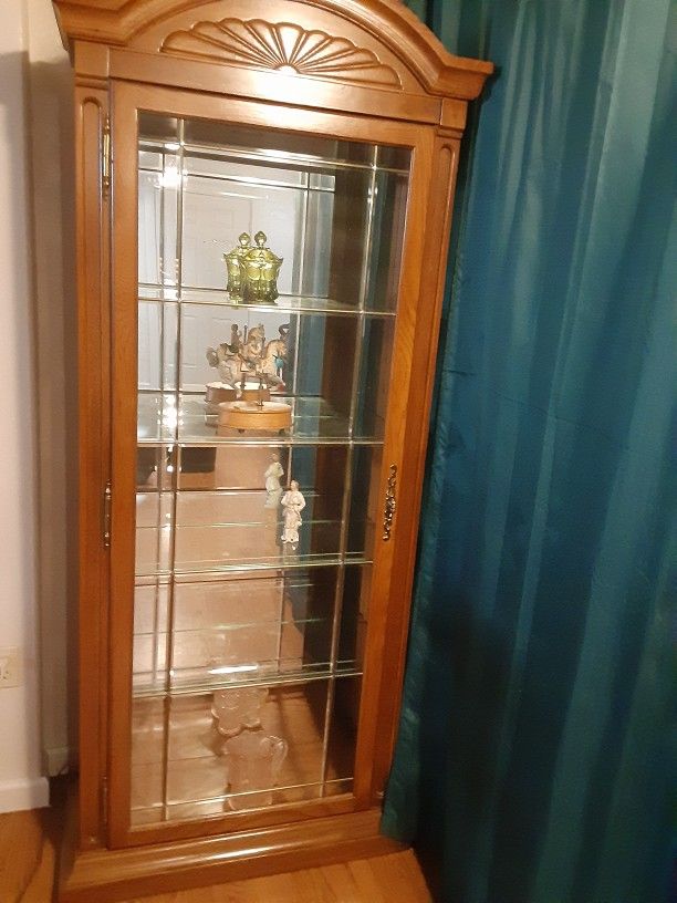 Vintage Lighted Mirrored Curio Cabinet - Hutch - Case